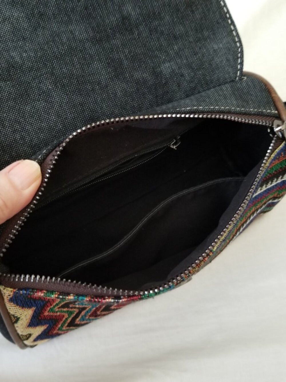 NWT! Boho Purse Shoulder Bag -Faux Leather & Denim w/Colorful Embroidered Design - Picture 8 of 10